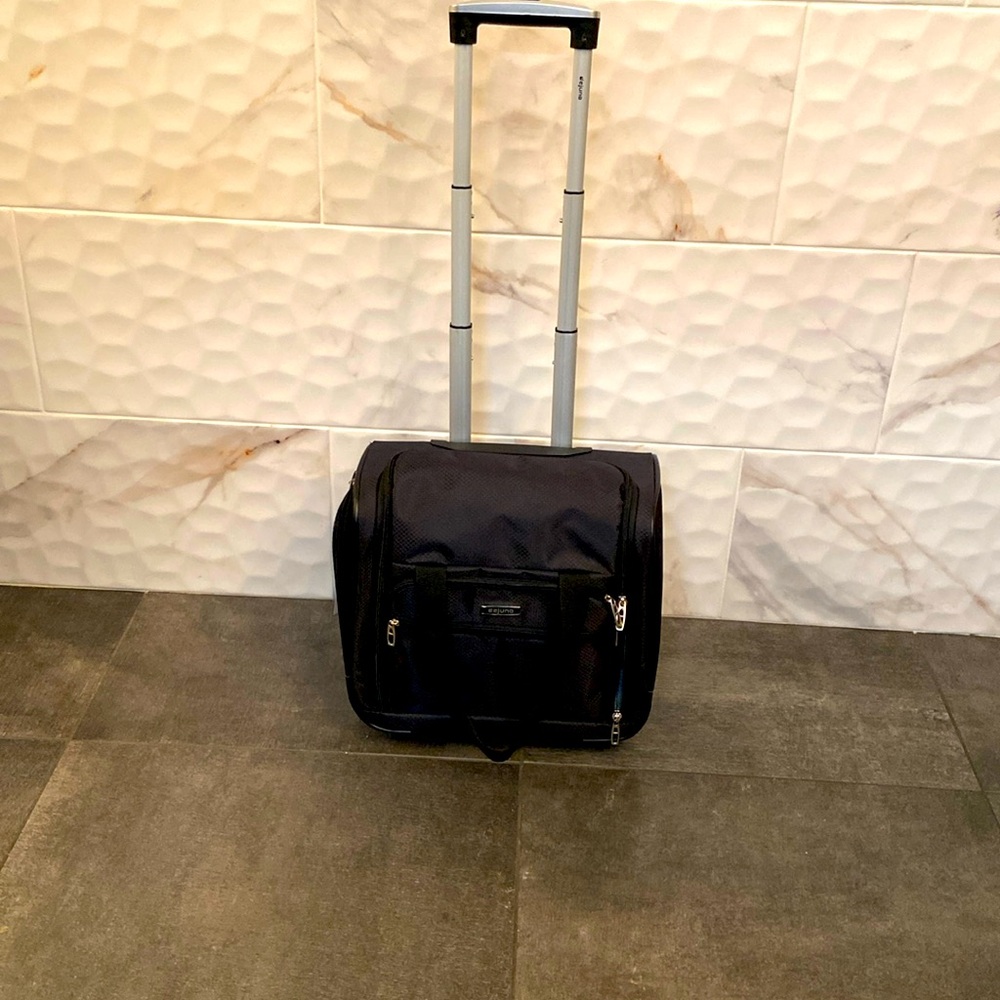 Dejuno Lightweight Wheeled 15-inch under seater Carry-On Luggage